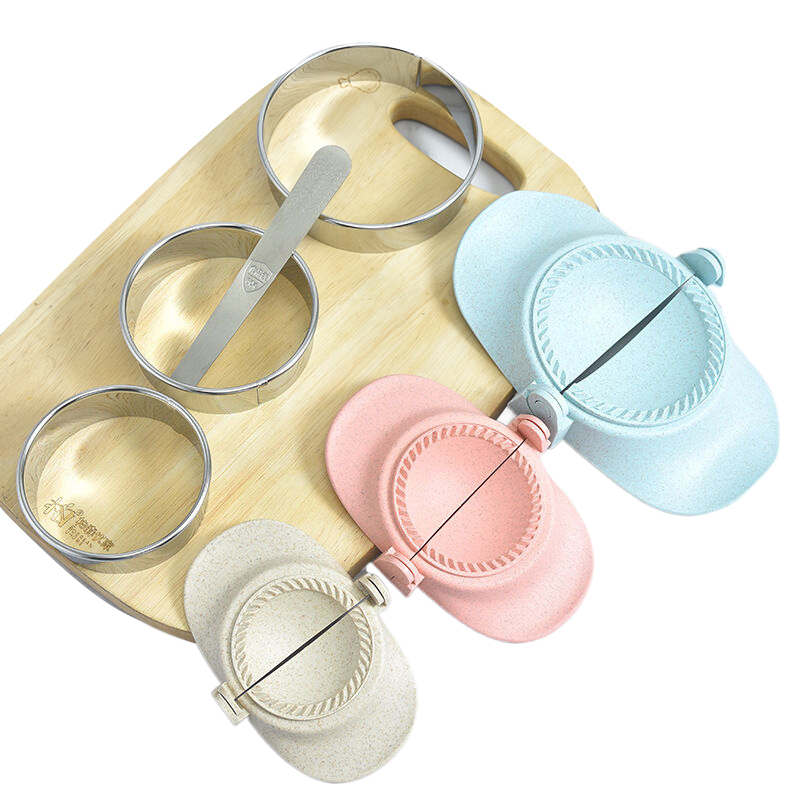 Stampo Manuale per Ravioli in  - Kitchen Gadgets You Need recensione e prezzo
