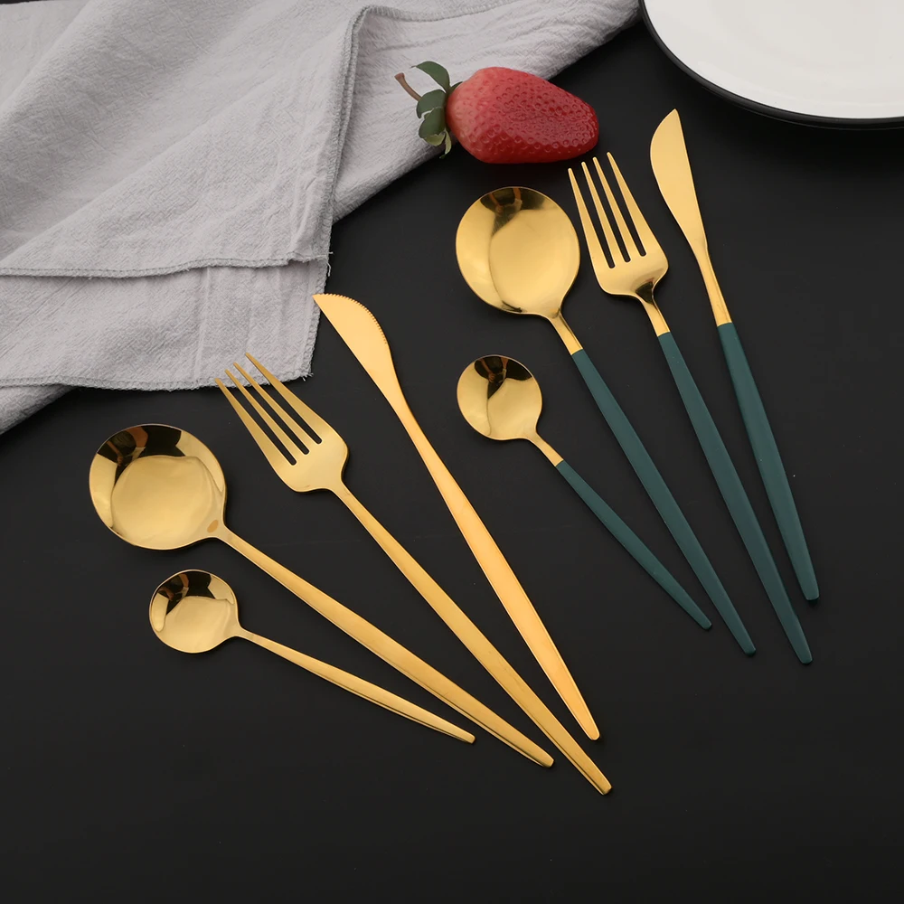 16 pezzi di posate in oro verd - Kitchen Gadgets Green recensione e prezzo
